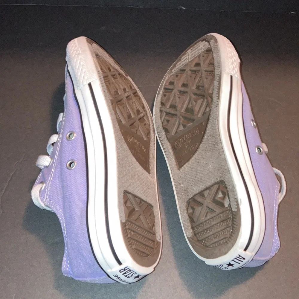 Converse Unisex 70 Ox Lilac Chuck Taylor All Star Low Top Sneakers Youth Size 2 - Picture 7 of 12
